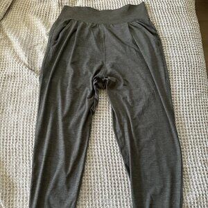 Vuori Lux Joggers Hi Rise Super Soft Oregano Heather  Green M